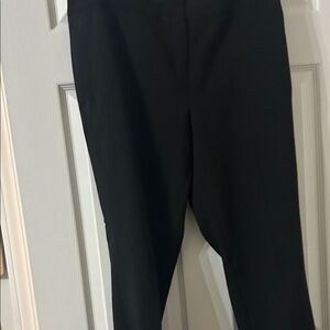 Le Suit Black Straight Leg Women's Pants